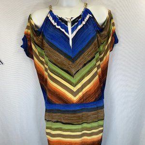 Frank Lyman, Cold shoulder, short sleeve top.